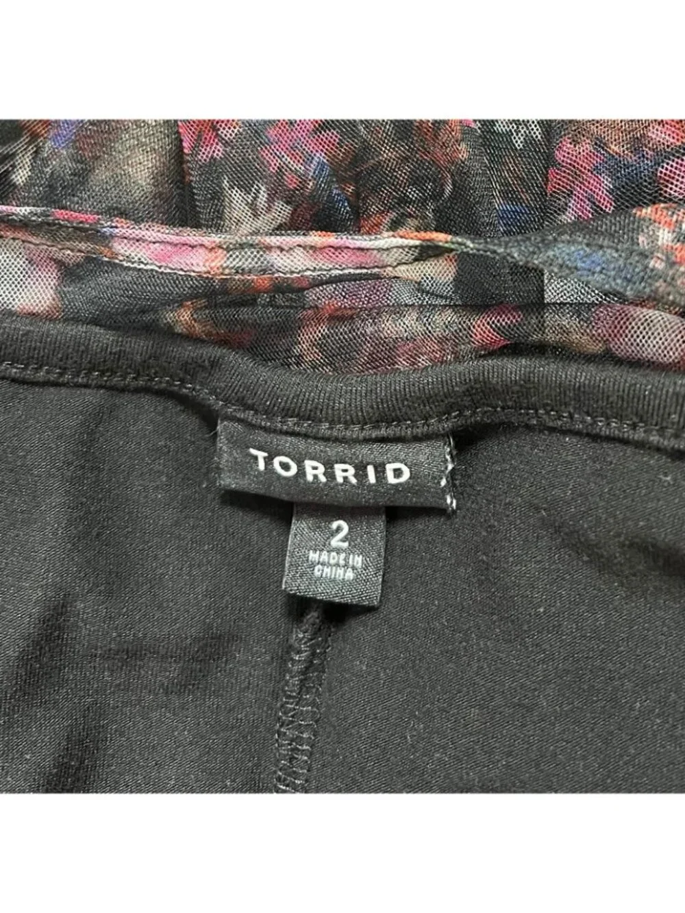 Torrid 2 Dress Plus Size 2X  Multicolor Floral Print Mesh Lined Skater Lace - Picture 12 of 14